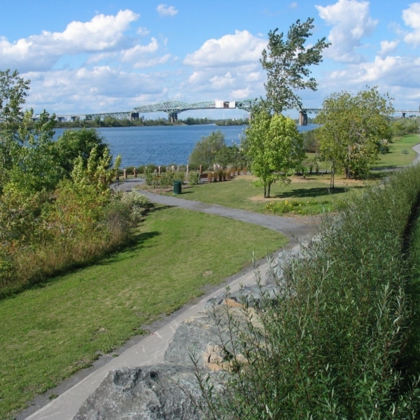 Furnished Rental Appartments in Brossard Canada 8a92e3d4
